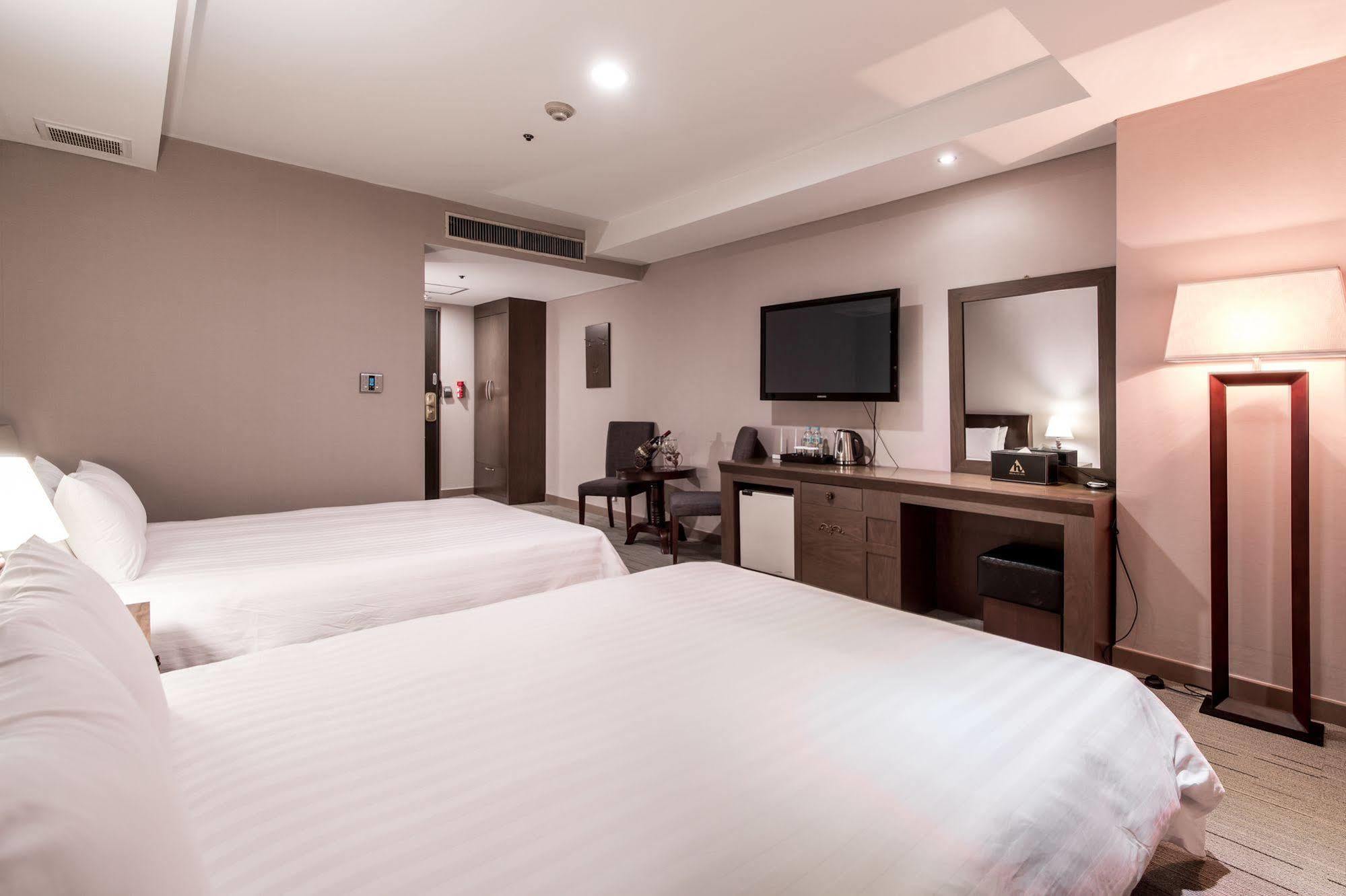 New Hilltop Hotel Seoul Exteriör bild