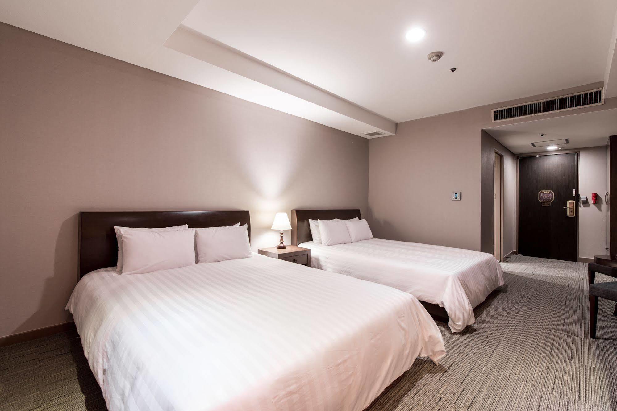 New Hilltop Hotel Seoul Exteriör bild